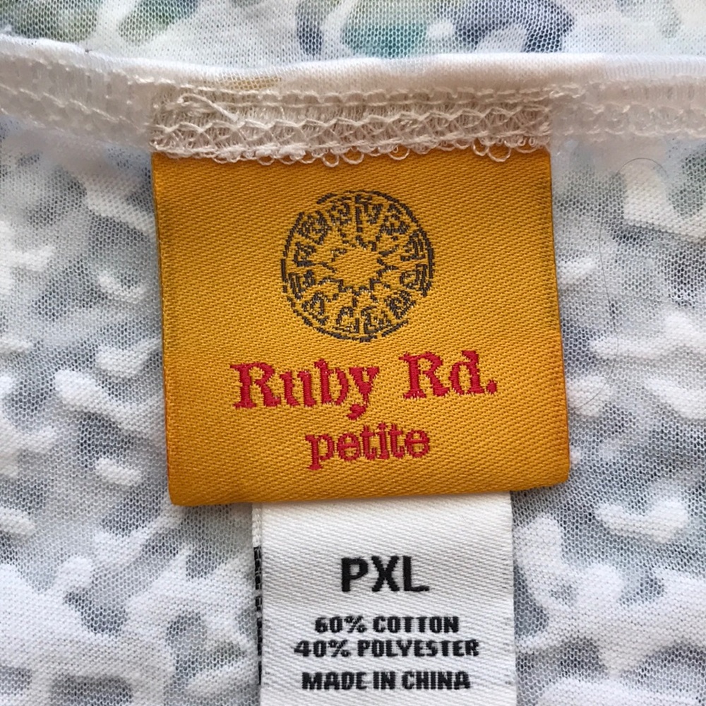 Ruby Rd. Top - Picture 3 of 4